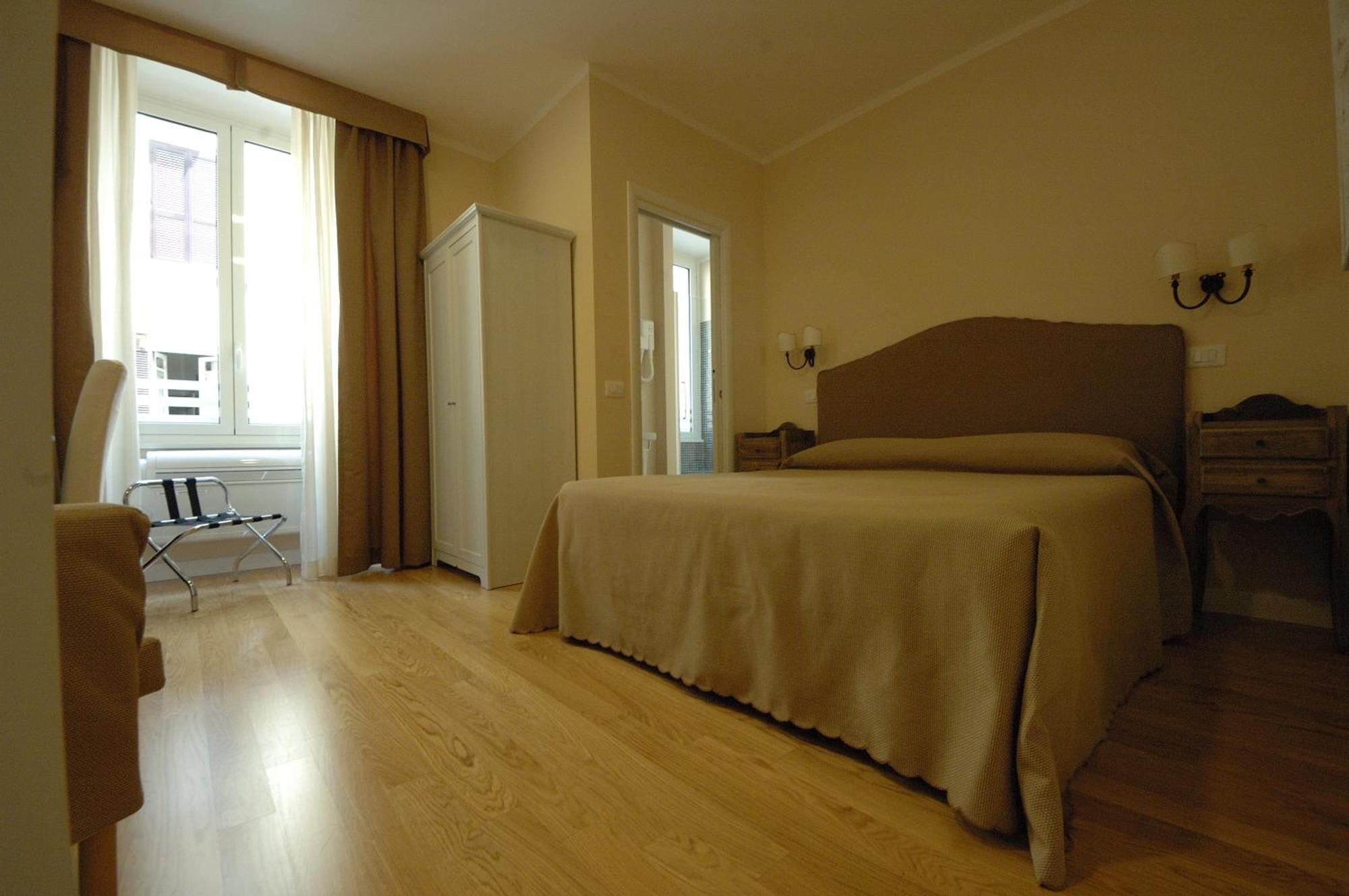 Residenza Dei Gracchi Hotel Rome Exterior photo