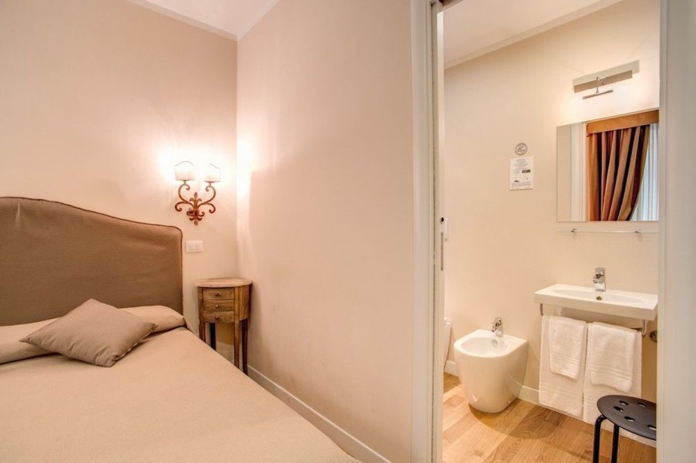 Residenza Dei Gracchi Hotel Rome Exterior photo